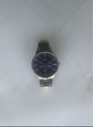 Boss 石英錶+兩隻記憶棉頸枕