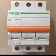 Mcb 3p 3 phase schneider sneider 3pole 40a 40 ampere