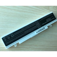 White battery For Samsung  R428 R429 AA-PB9NS6W AA-PB9NS6B AA-PB9NC5B AA-PB9NC6W