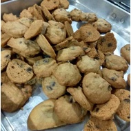 RAYA Biskut chocolate chip / chocolate chip cookies / famous amos