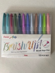 Pentel  Arts Brush Sign Pen 柔繪筆 12色套裝