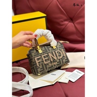 FENDI New Style Ladies Enamel Handle Handbag Shoulder Messenger Bag Commuter Handbag