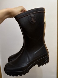 Aigle 黑色雨靴