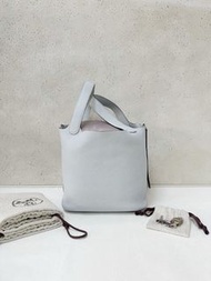 Hermes picotin 22 
聖杯藍銀扣