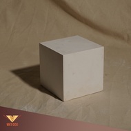 Kh4 - Plaster statue. Plaster statue of exam preparation for block V-H. Basic square block. Square b