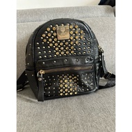 MCM Mini bagpack leather preloved 🖤 Real photo
