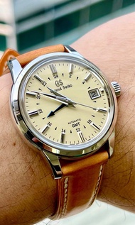 Grand Seiko SBGM221