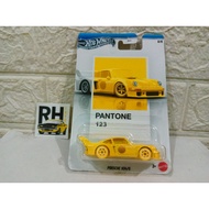 Hot Wheels Porsche 934/5 934.5 Pantone series super Chase iron base