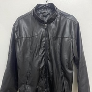 Jaket pria kulit asli merk cole active