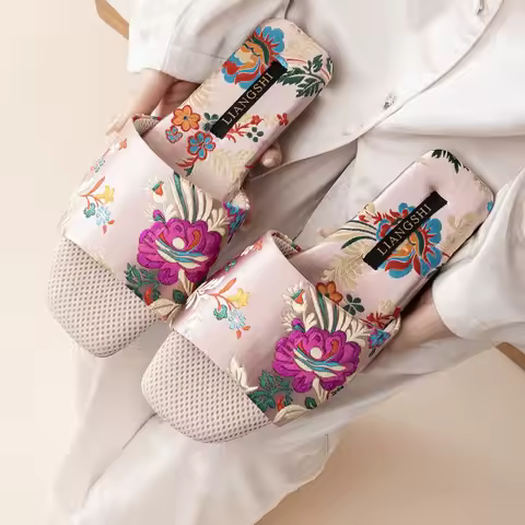 Indoor Slippers New Chinese Premium House Slippers for Women Beef Tendon Bottom Women's Embroidered 