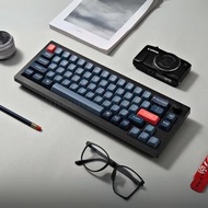 Keychron V2 Max 65%下沉式方向 66鍵客製化機械鍵盤 配CNC鋁合金音量旋鈕 1680萬色RGB燈效任意調教 HiFi麻將打字聲 線性/段落手感 OSA二色鍵帽 支持QMK/VIA網