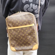 【97新✨ 全網最低價！】LV 後背包 大號相機包 背上秒變許光漢 （下單前先詢問庫存❗️）