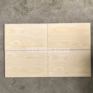 keramik dinding 25x40 cream motif kayu marmer (glossy)/ keramik dinding motif marmer/ keramik dindin