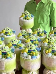 畢業花束 🎓 Sanrio Disney 預定 9款公仔花束 適用於畢業禮、生日、紀念日、聖誕節、情人節、母親節等等 玲娜貝兒Linabell,星黛露 Stellalou,美樂蒂Melody，可羅米 