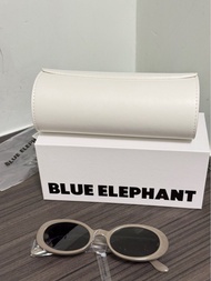 Blue Elephant 橢圓形太陽眼鏡