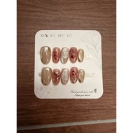 Pretty Press-On Nails