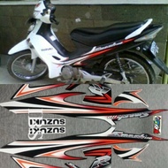 STRIPING SMASH 110R PUTIH 2008 LIS SUZUKI 110 R POLET STIKER