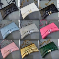 Heavy Launch mini Hourglass Chain Messenger Bag Shoulder Bag woc Underarm Bag Hourglass Bag Crescent