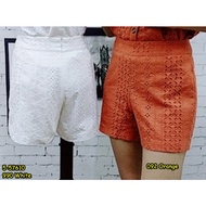 ISLEE Broderie Anglaise Shorts