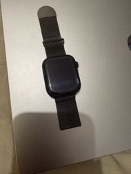 Apple Watch series 8 with Milanese Loop