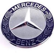 W209 CLK320 CLK500 front bonnet emblem 1PC NEW