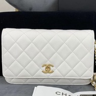 Chanel 金球wallet on chain pearl crush woc