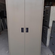 Lemari Besi Pakaian Gantung 2 pintu Second