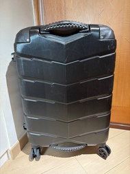 V-Roox Black Hard Shell Suitcase with TSA Lock 24”