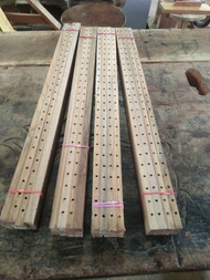sabuk sangkar / kandang burung P 35-40cm isi 12 kotak 8x8 mm kayu jati