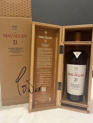 The Macallan 21 colour collection 麥卡倫 21年 有盒 機場限定 麥卡倫臻彩系列21年單一麥芽威士忌 蘇格蘭威士忌 Scotch Whisky 聖誕節 新年 賀禮 結