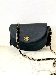 【特選貨品】中古二手Chanel黑色絲絹半月鏈條小包單肩側背袋