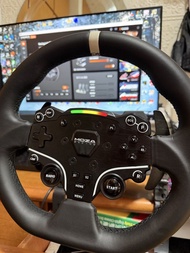 Moza R5 直驅賽車方向盤套裝