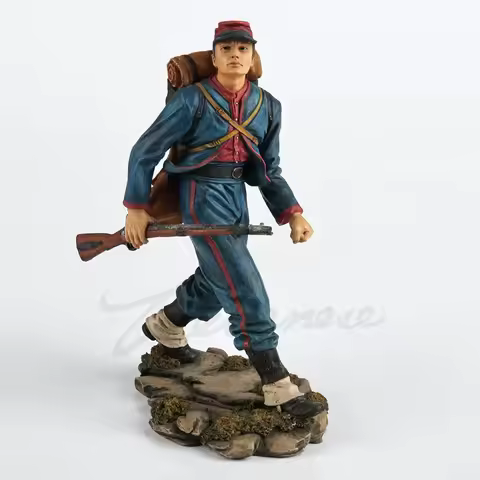 Resin Civil War Union Marching Soldier Figurine with Backpack and Rifle Vintage Military Historical 
