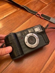 85%新 現場監督 Konica wide28 28mm f/3.5 菲林 相機 傻瓜機