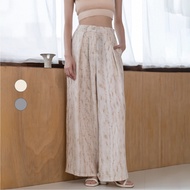 50% Fifty Percent|Rendering Folded Trousers|02573751002