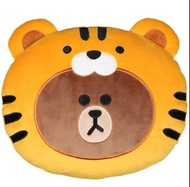 現貨 Line Friends Tiger Brown 攬枕