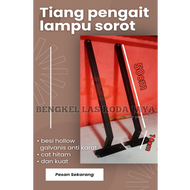 Tiang pengait lampu sorot Billboard reklame / tiang pengait lampu reklame / tiang lampu