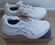 ASICS GEL-NIMBUS 24 白色跑鞋