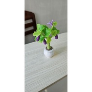 Mini clay eggplant pot 12cm high