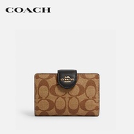 COACH กระเป๋าสตางค์ผู้หญิงรุ่น Medium Corner Zip Wallet In Signature Canvas สีครีม C0082 IMCBI