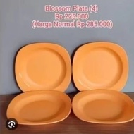 Tupperware Blossom plate