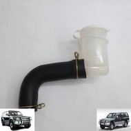 Mitsubishi Pajero V31 V32 V33 V43 Q6 CS6 front wiper water bottle + water cover
