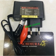 Mini adapter 12 volt 1.5 ampere mini charger/