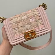 Chanel Mini Leboy編織粉 鏈條包 木扣設計