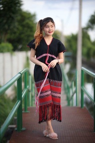 เสื้อกะเหรี่ยงสวยๆ เสื้อสาวกะเหรี่ยง Karen dress