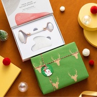 【聖誕禮盒 l 快速出貨】白玉滾輪&美容刮痧片組 l免費禮物包裝