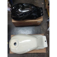 HONDA RAIDER  HX 135 TANK MINYAK BLACK OR WHITE/ FUEL TANK/ TANGKI MINYAK/ TANK MINYAK MADE IN TAIWA
