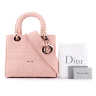 【Dior 迪奧】LADY D-LITE籐格紋圖案刺繡中型包款(粉色)/ 平行輸入