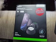 Belkin 貝爾金 UltraCharge Pro 3 in 1 Magentic Charging Dock 主動散熱式 三合一磁吸無線充電座 (黑色)