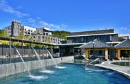 บริการแช่น้ำพุร้อนกล้างแจ้งและอ่างอาบน้ำโล่งแจ้งที่ Shine Mood Resort Yuanli